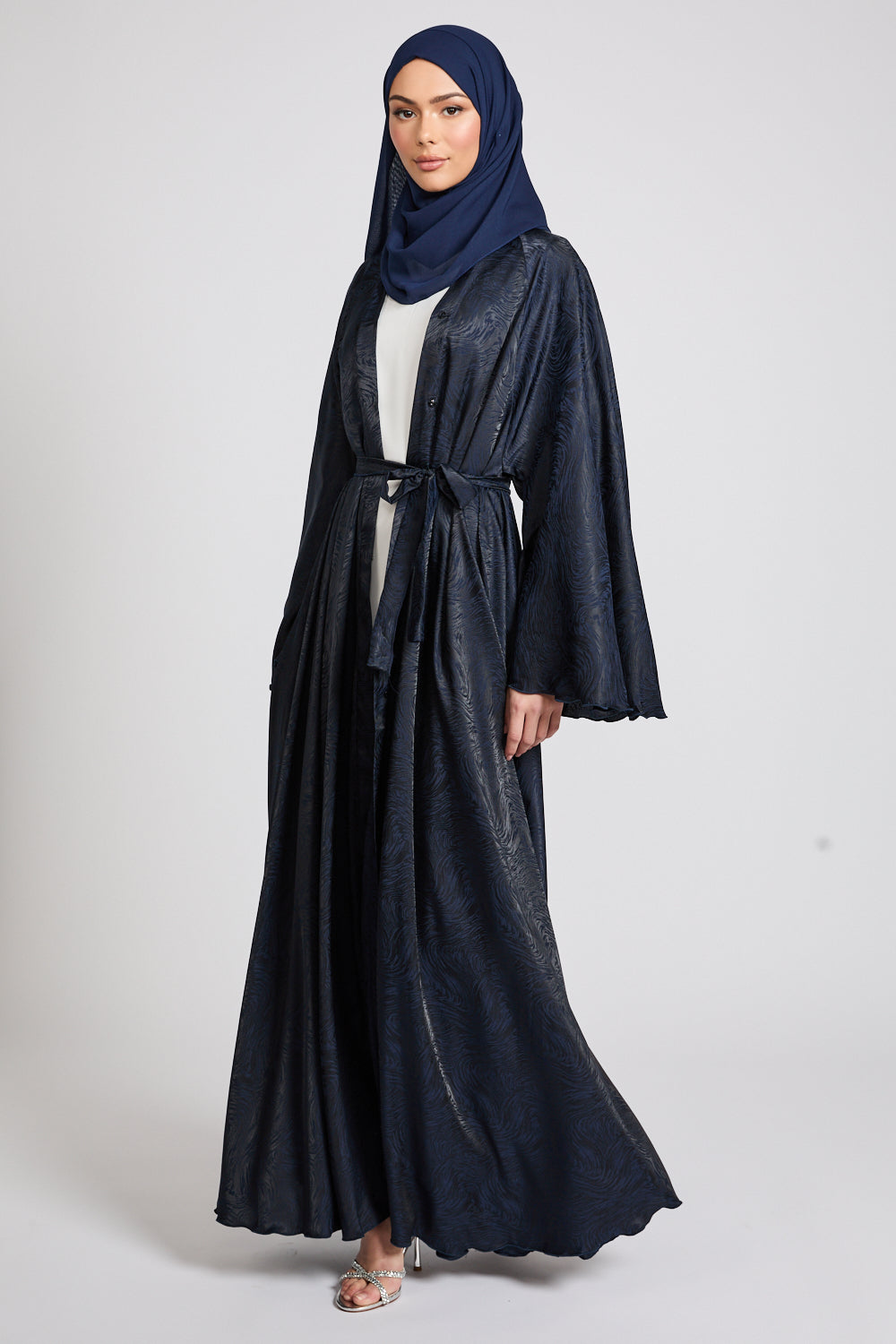 Jacquard Umbrella Cut Open Abaya with Flared Sleeves - Navy