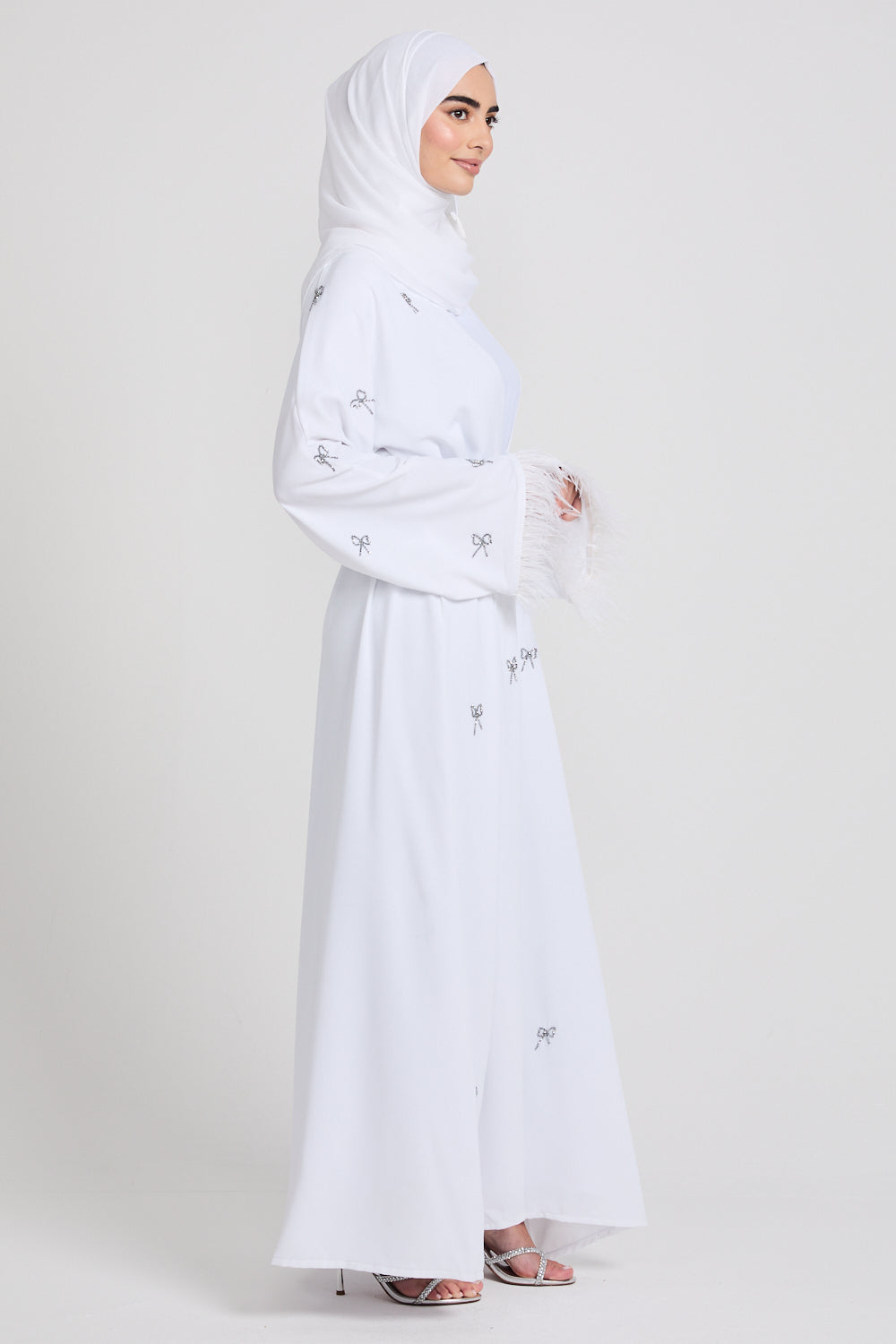 Four Piece Bows of Moonlight with Feathered Cuffs Open Abaya Set - White
