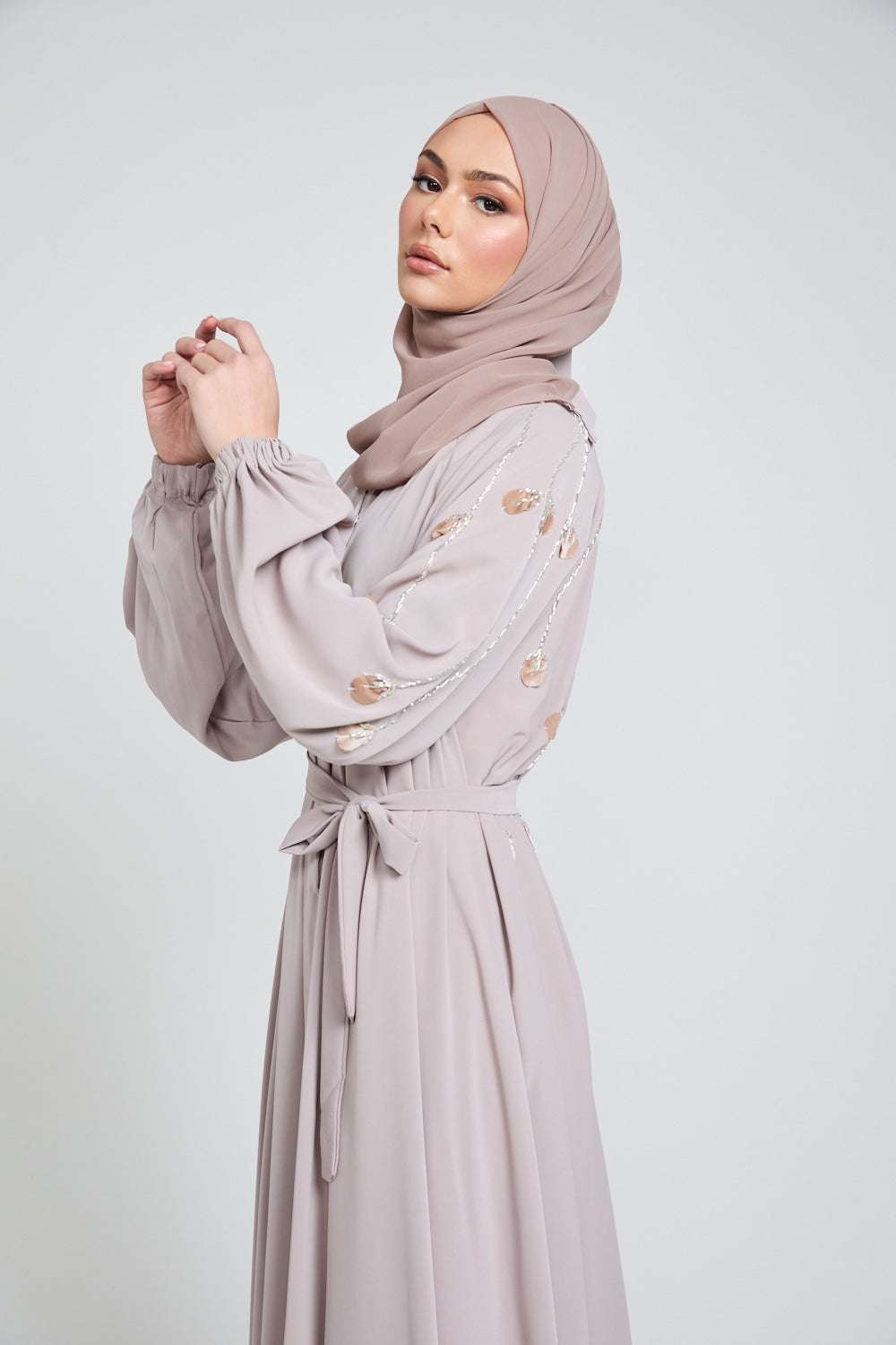 Blooming Frost Applique Umbrella Cut Open Abaya - Mink Nude