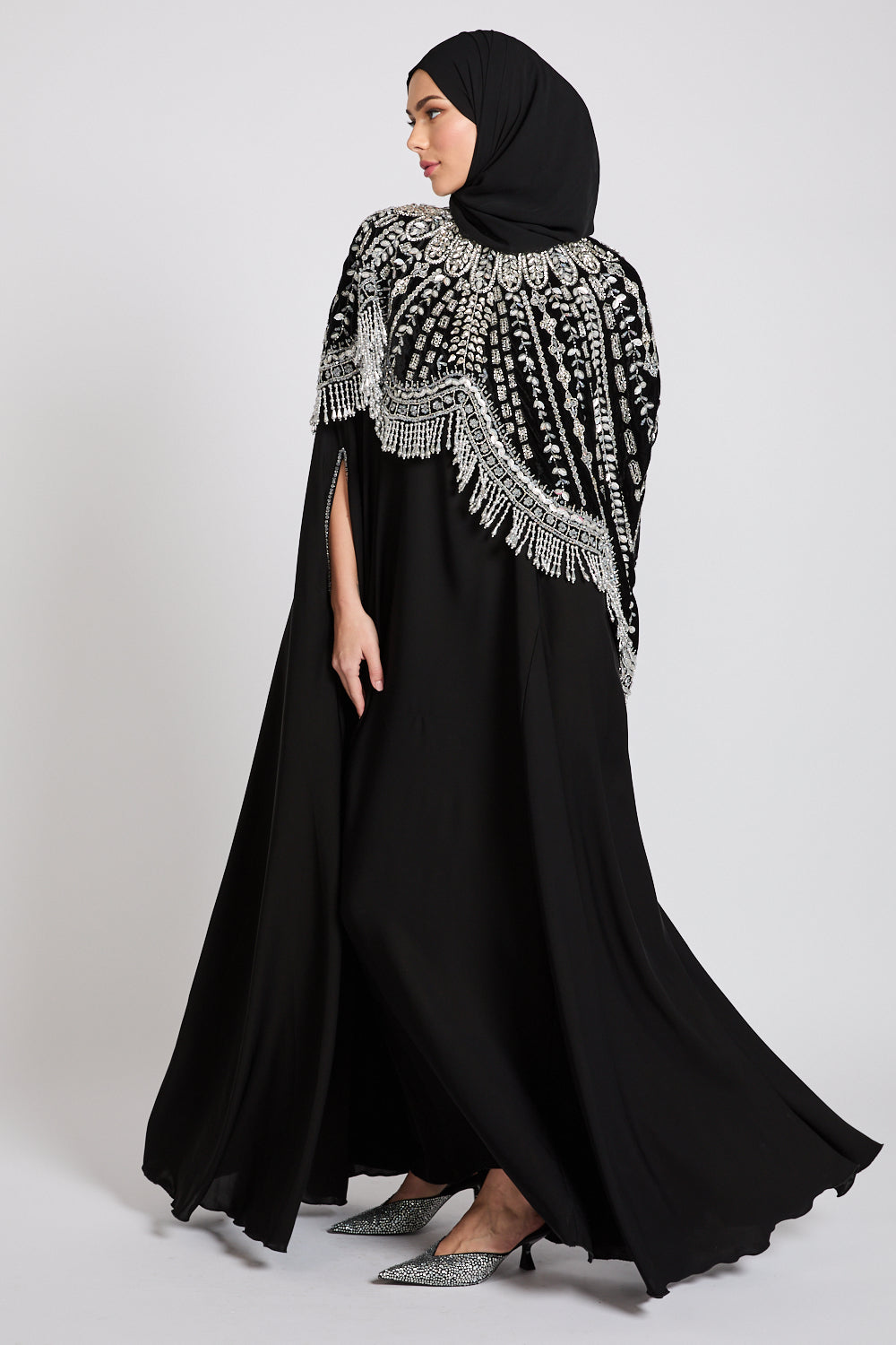 Luxury Nightfall Tassel Closed Cape - Silver